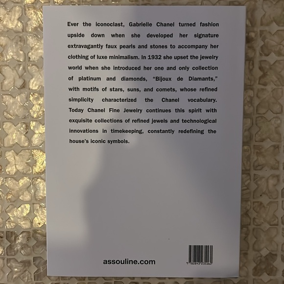 CHANEL SET OF 3 BOOKS BY ASSOULINE - Picture 11 of 17